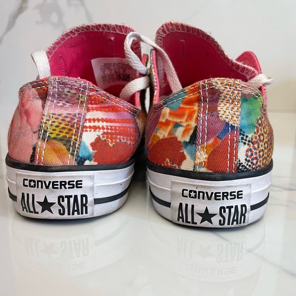 Converse Women's Chuck Taylor All Star Digital Floral Ox Basketball Shoe - Picture 10 of 11